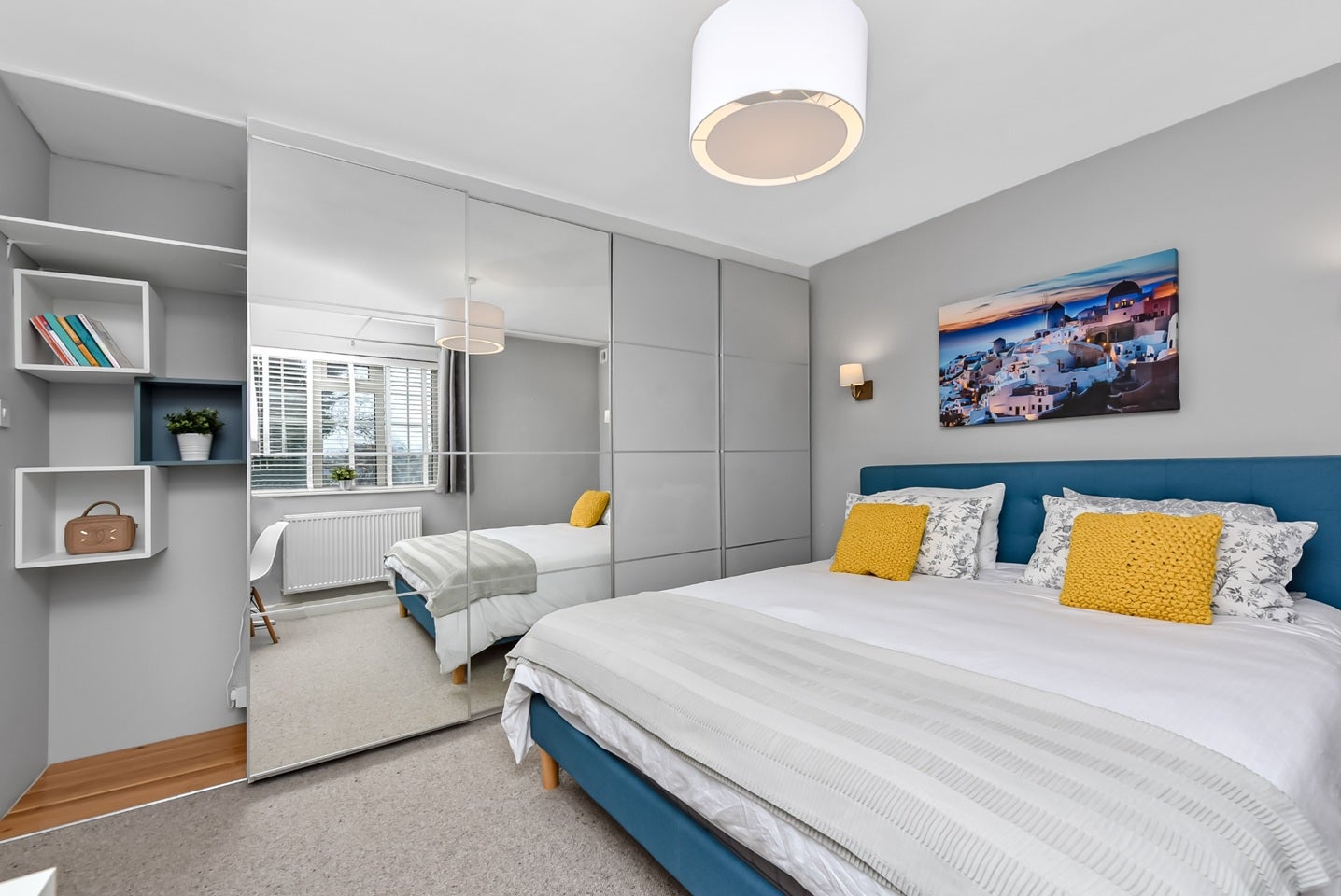Room Beaconsfield Close in Greater London
