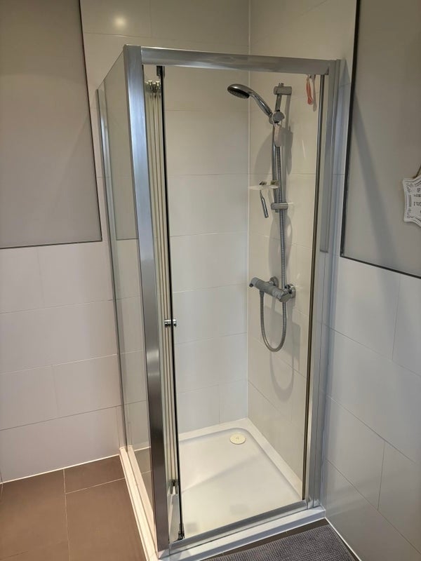 Room Woodland Way in Greater London