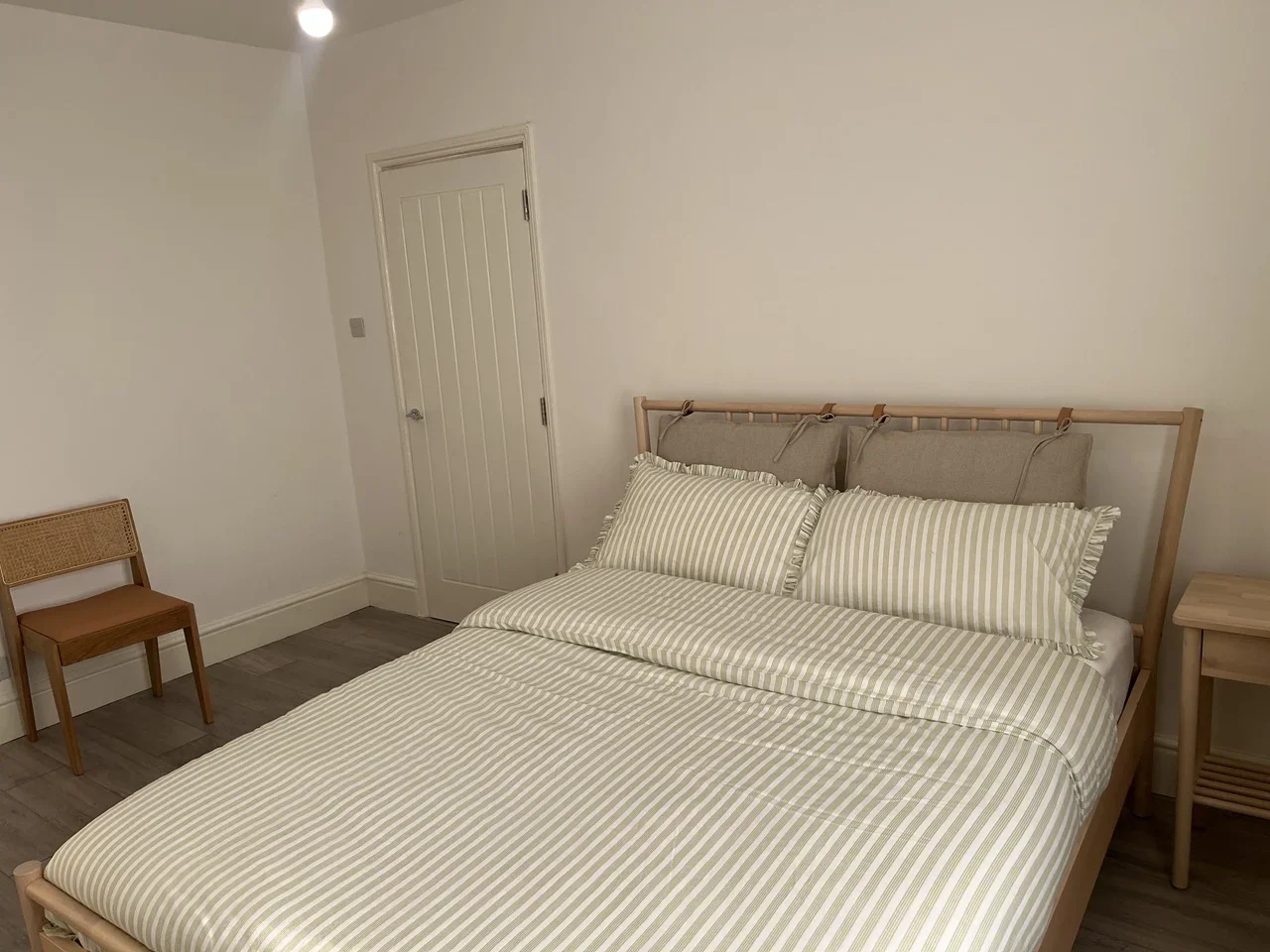 Flat Claremont Road in Greater London
