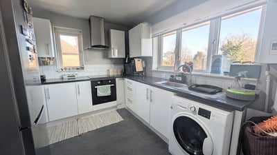 Flat Elms Lane in Greater London