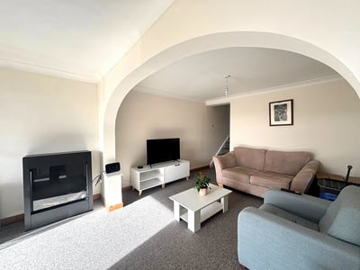 House Woodleigh Close in Exeter