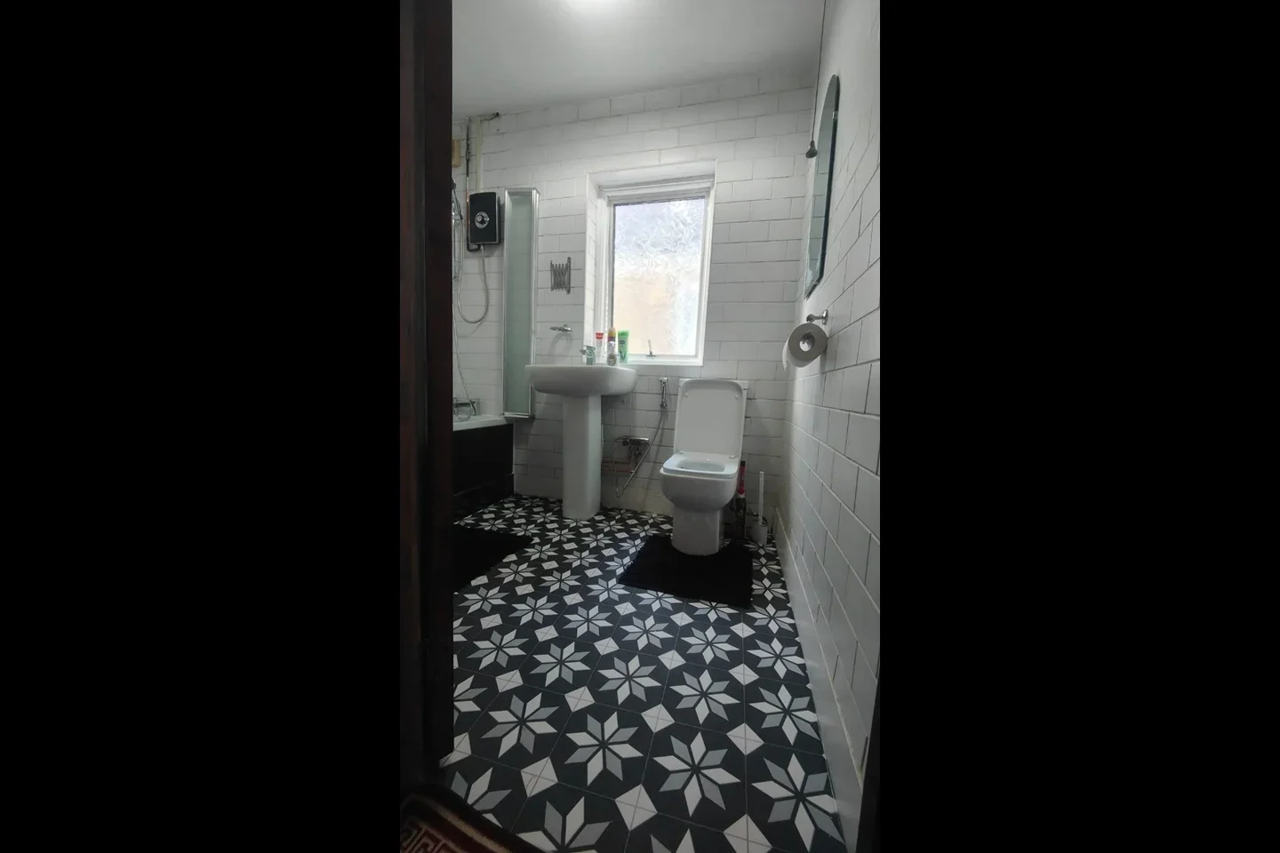 Room Eastfield Road in Greater London