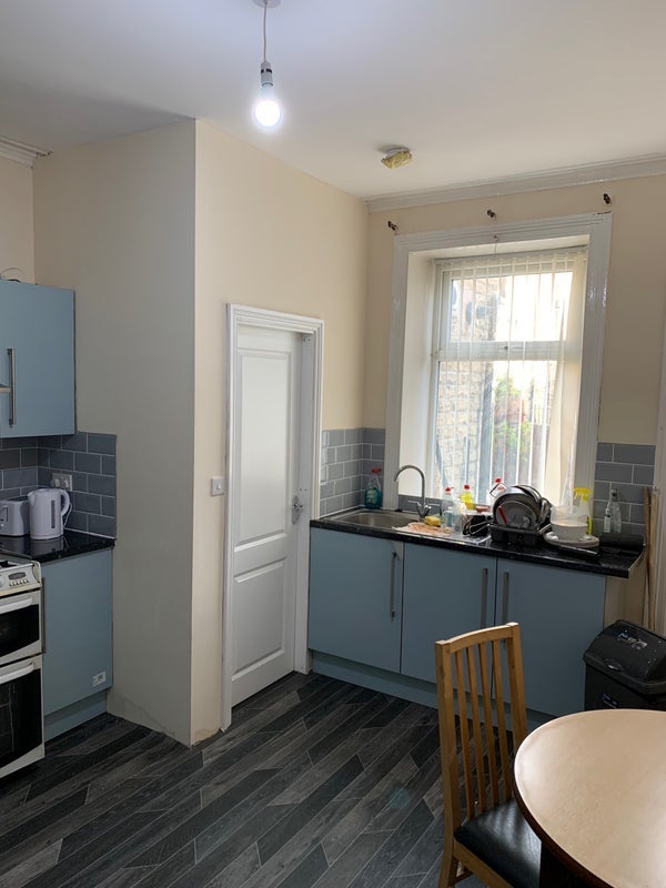 Room Legrams Lane in Bradford