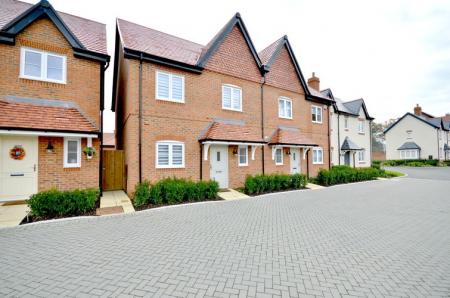 House Hazylwood in Wokingham