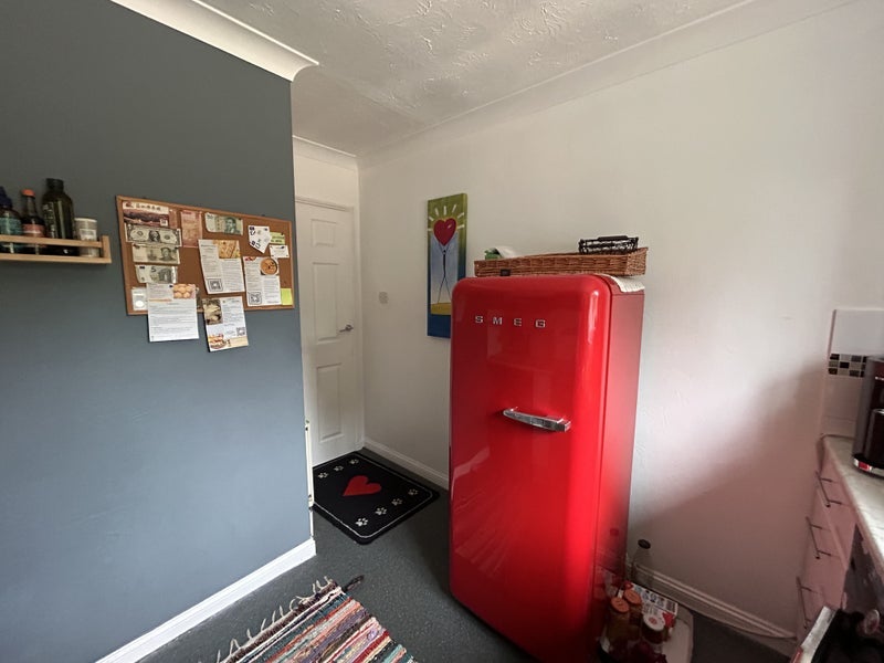 Room Willow Tree Rise in Bournemouth