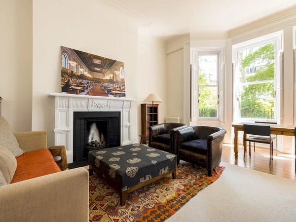 Flat Harrington Gardens in Greater London