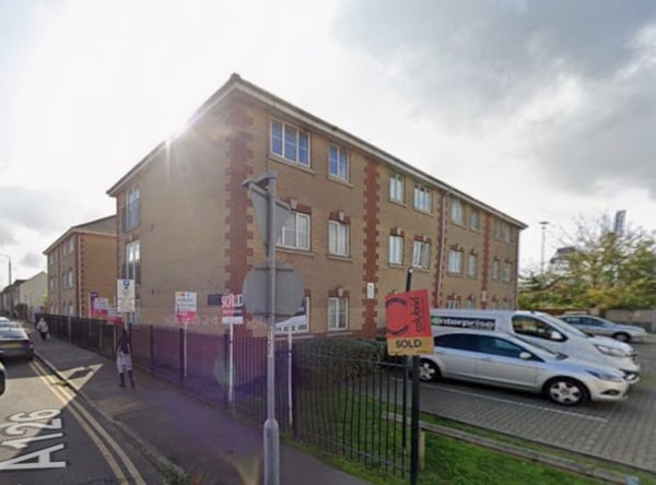 Flat Dock Road in Tilbury