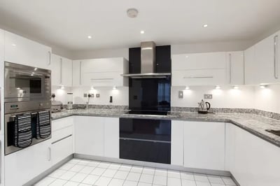Flat Lewisham Street in City of Westminster