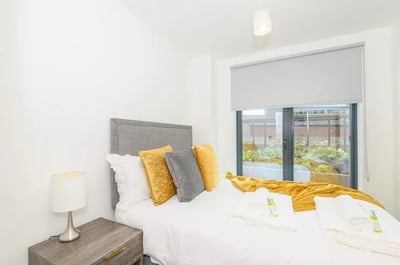 Flat Springwell Road in Leeds