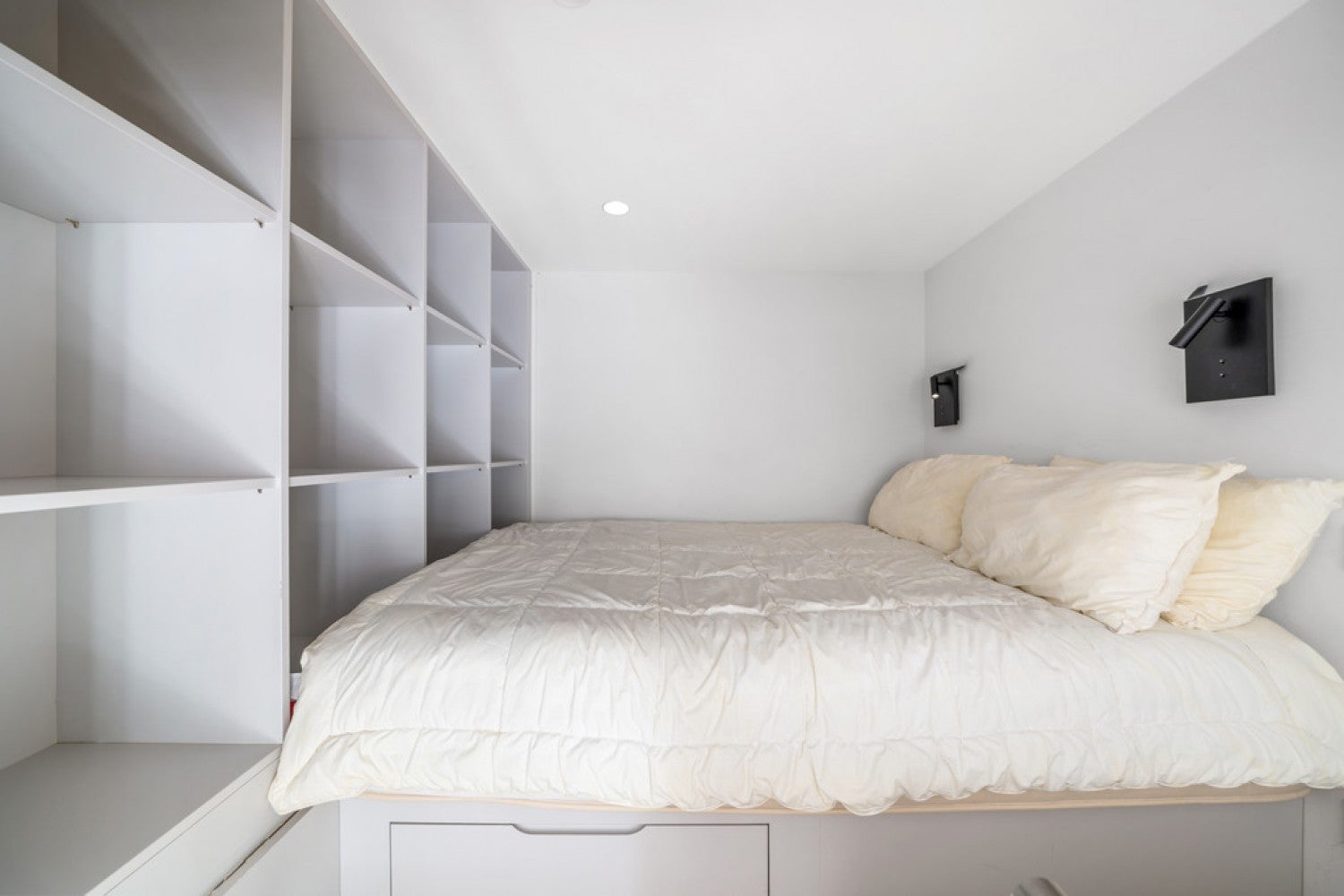 Flat Coleherne Road in Greater London