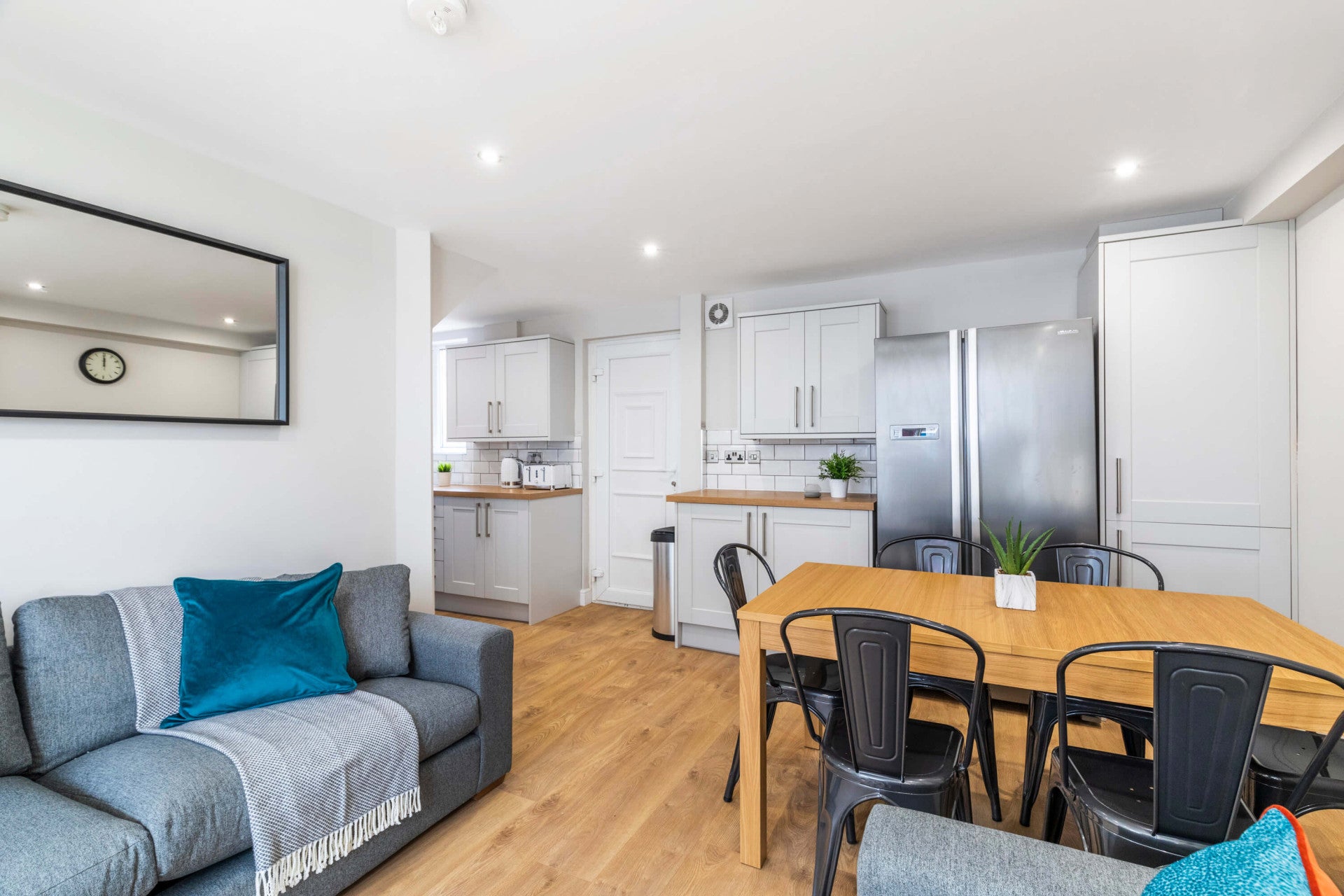 Room Back Mayville Terrace in Leeds