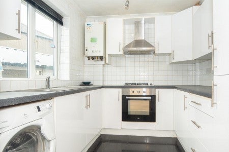 Flat Daleside Close in Leeds