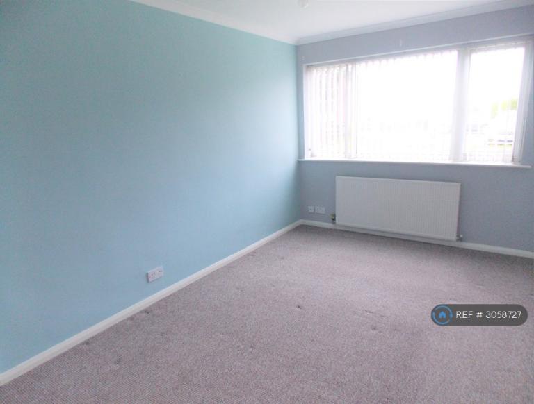 Flat Evesham Road in Redditch
