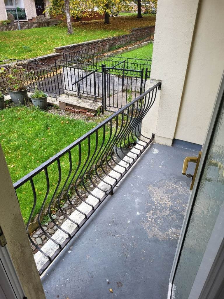 Flat Eddlewood Road in Glasgow