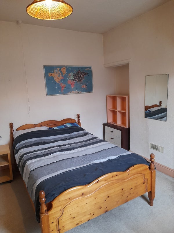 Room Essex Street in Borough of Pendle