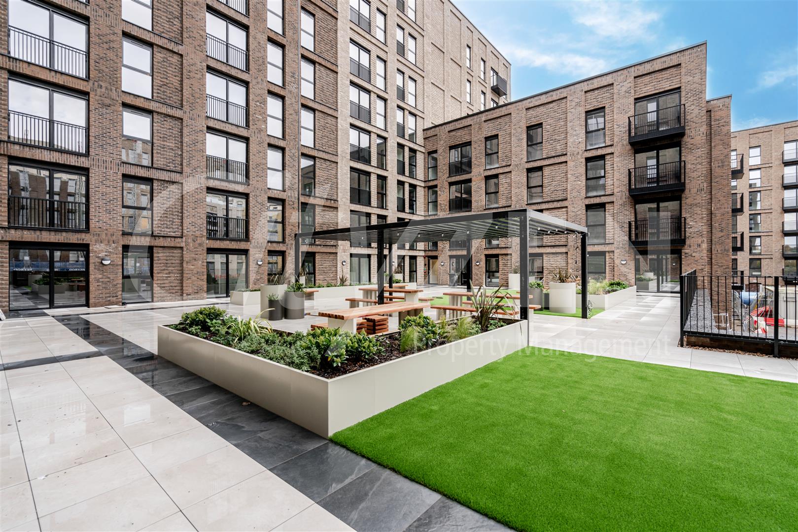 Flat Ordsall Lane in Salford
