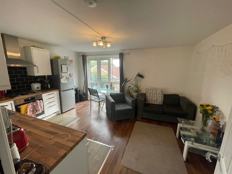 Room Alexandra Street in Greater London