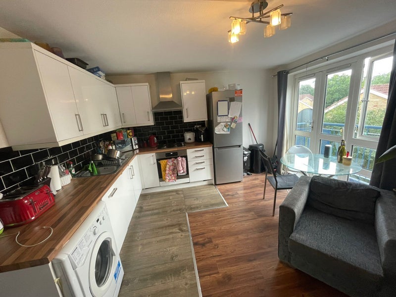Room Alexandra Street in Greater London