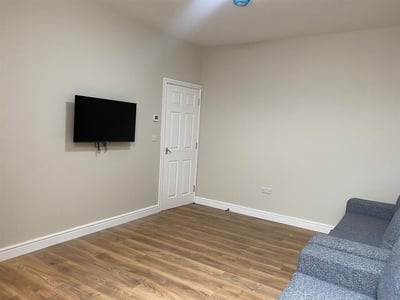 Room Coulston Road in Lancaster
