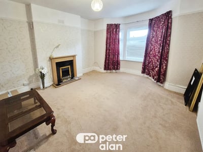 Flat Brynderwen Road in Newport