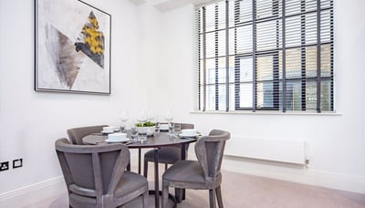 Flat Cawdor Crescent in Greater London