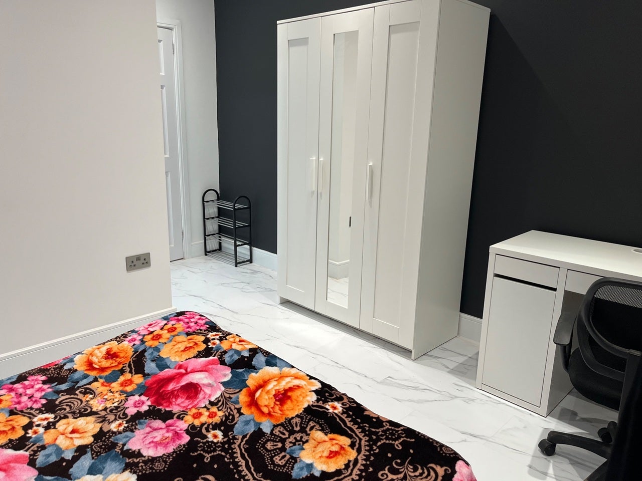 Room Grosvenor Avenue in Greater London