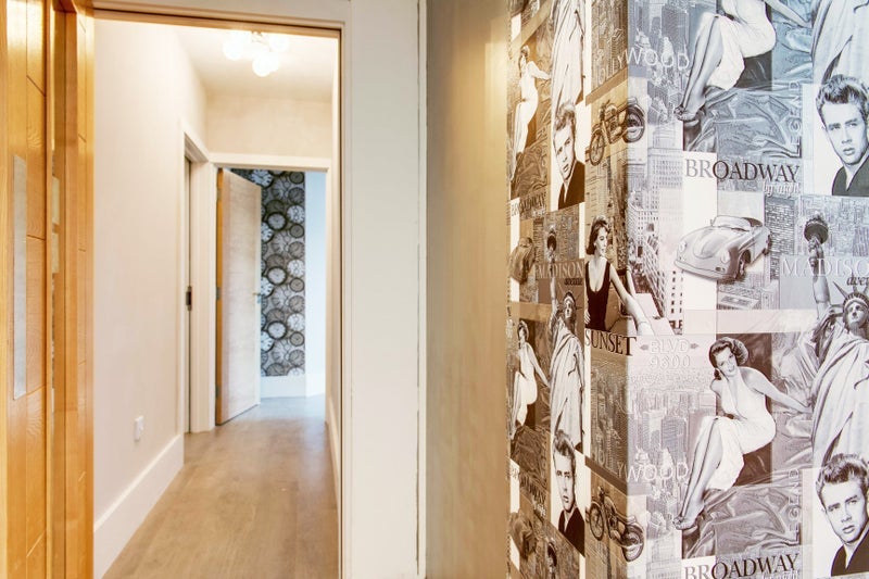 Flat Canfield Place in Greater London