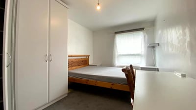 Flat Queensway in City of Westminster