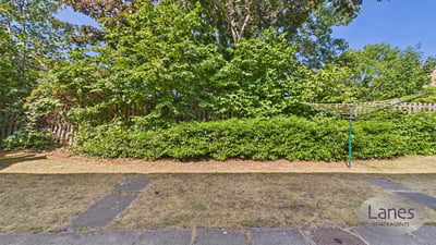 Flat Mandeville Road in Greater London