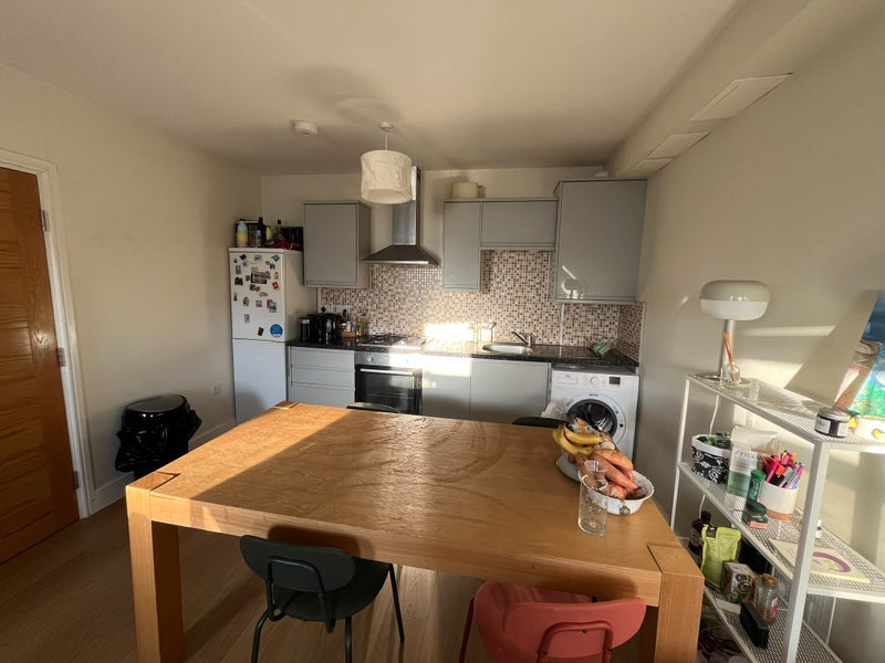 Flat Hessel Street in Greater London