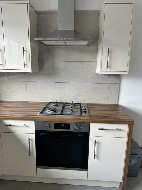 Flat Kingsthorpe Road in Greater London