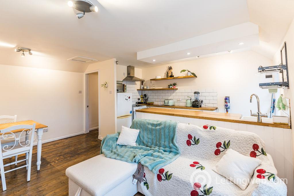Flat Hamilton's Close in City of Edinburgh