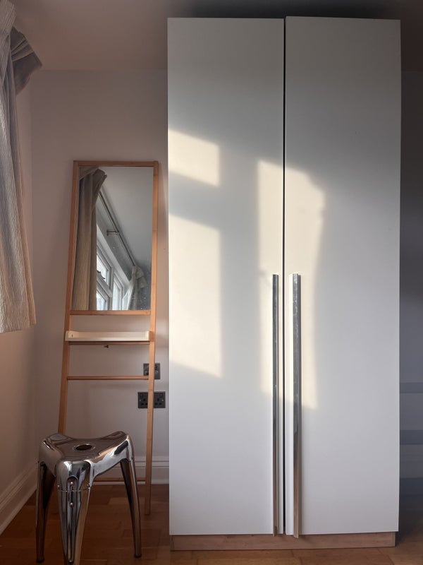 Room Sylvester Road in Greater London