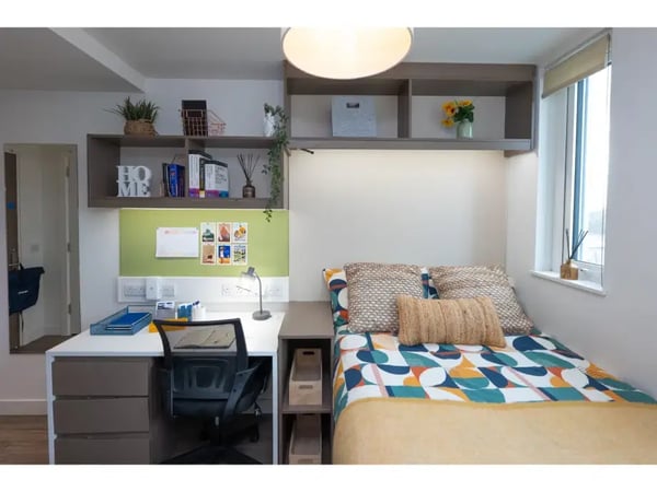 Room Beresford Road in Greater London