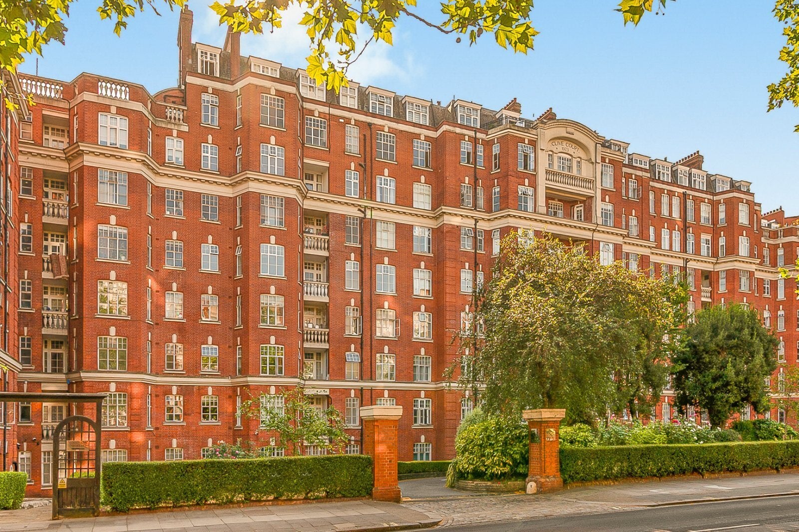 Flat Maida Vale in City of Westminster