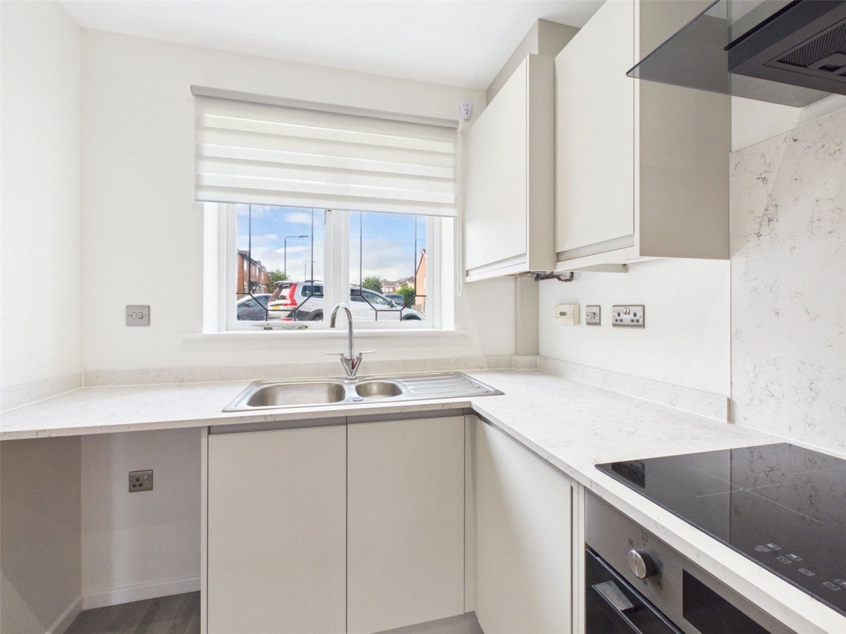 House Sovereign Way in Amber Valley