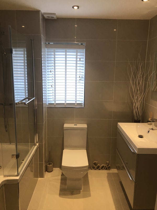 House Nyth y dryw in Rhoose
