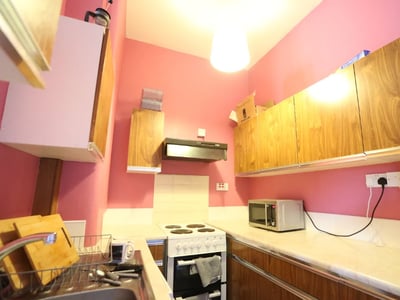 Flat Appin Terrace in City of Edinburgh
