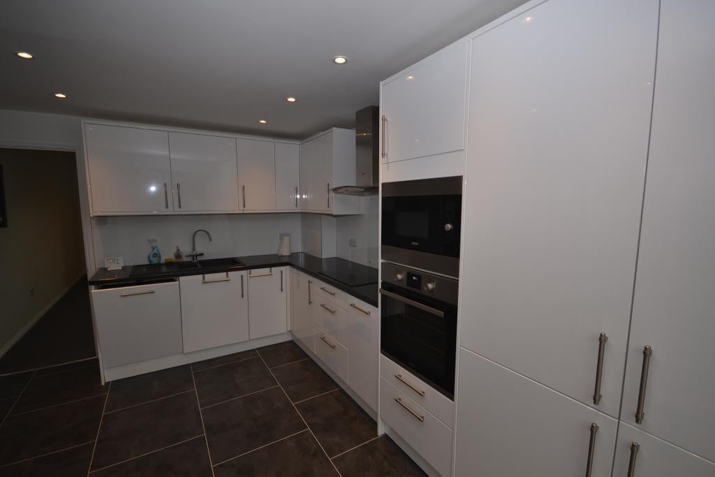 House Tippett Close in Milton Keynes
