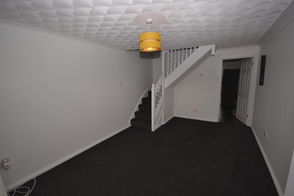 House Tippett Close in Milton Keynes