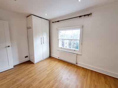 Flat Langdon Park Road in Greater London