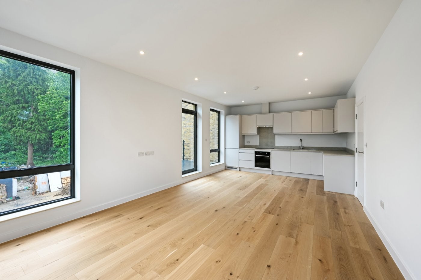 Flat Upper Shirley Road in Greater London