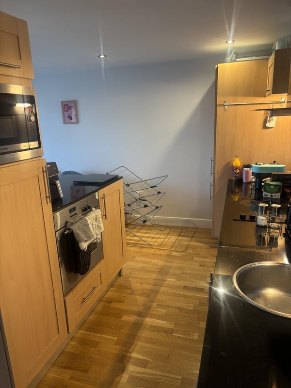 Room Chadwick Street in Leeds