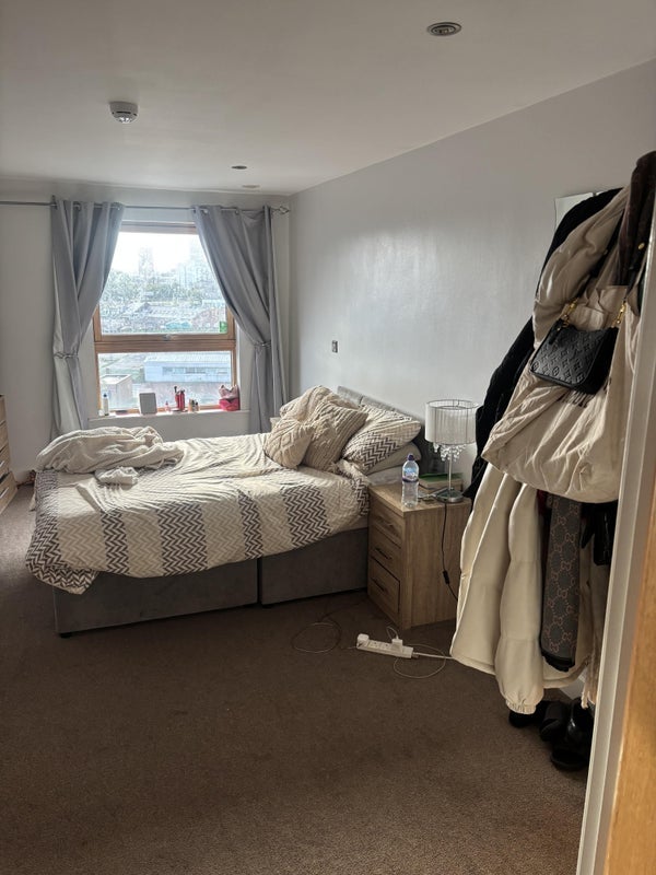 Room Chadwick Street in Leeds