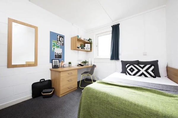 Room Linksfield Road in Aberdeen City