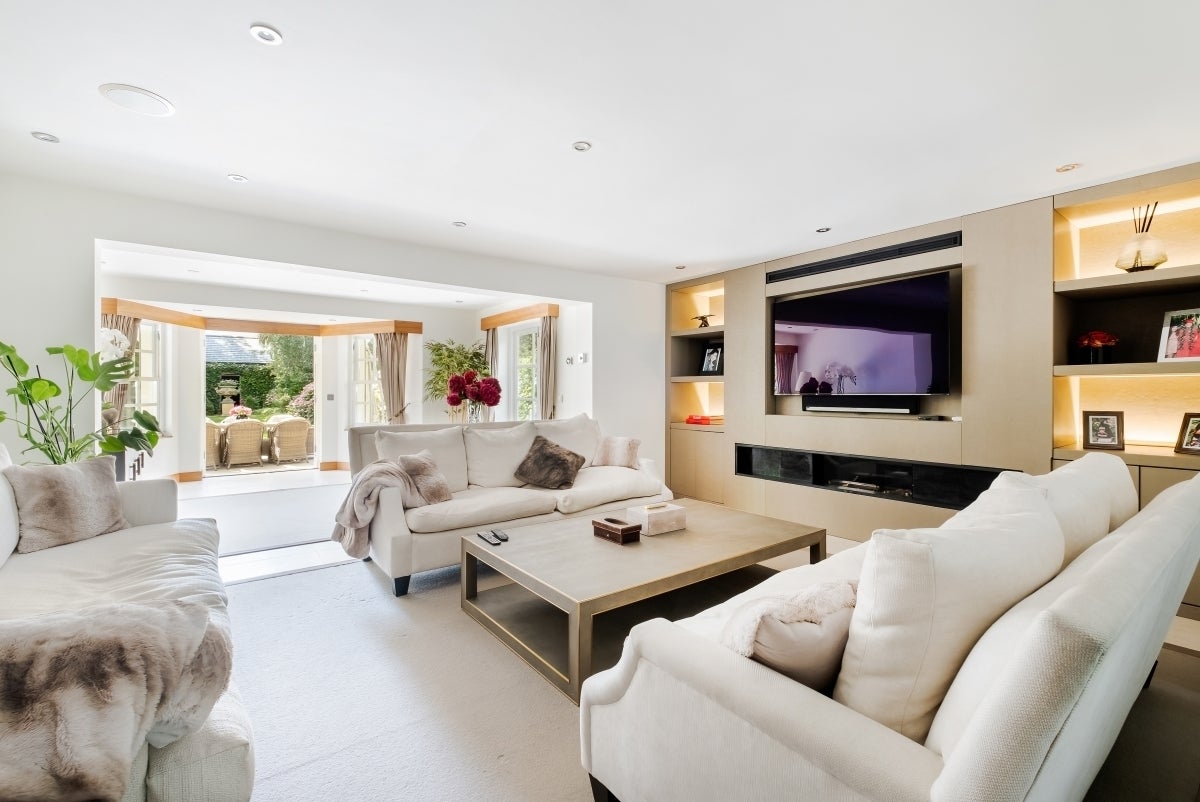 House Addison Road in Greater London