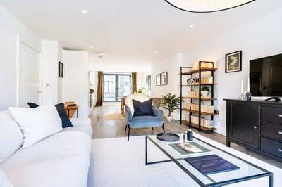 Flat King's Mews in Greater London
