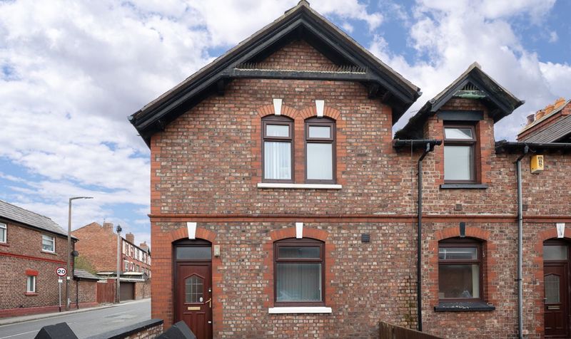 Room Aughton Street in West Lancashire