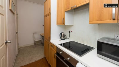 Room Commondale in Greater London