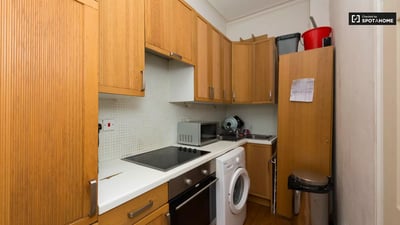 Room Commondale in Greater London